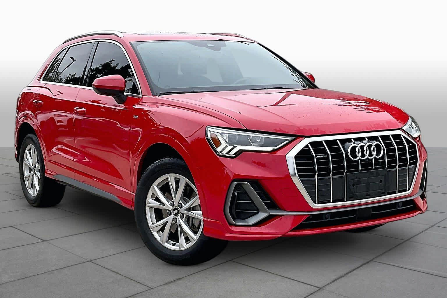 Used 2022 Audi Q3 2.0T Premium Plus AWD/4WD image 3