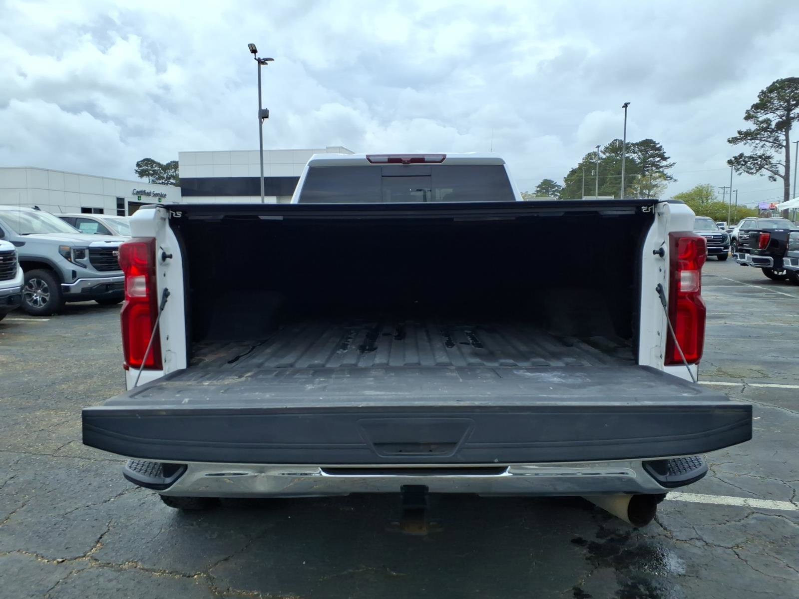 Used 2020 Chevrolet Silverado 3500 LTZ w/ LTZ Convenience Package image 7