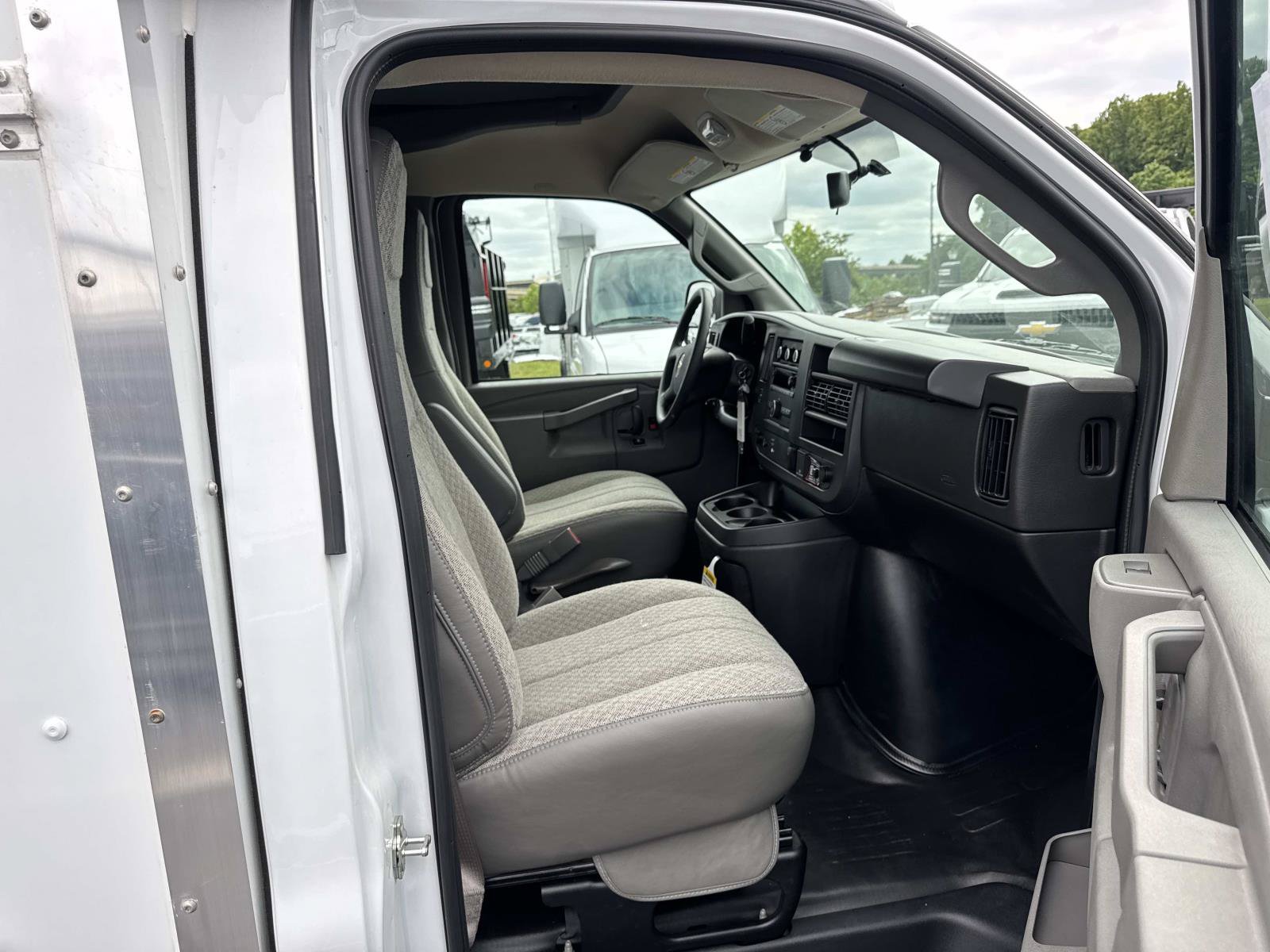 New 2026 Chevrolet Express 3500 w/ Power Convenience Package RWD image 11