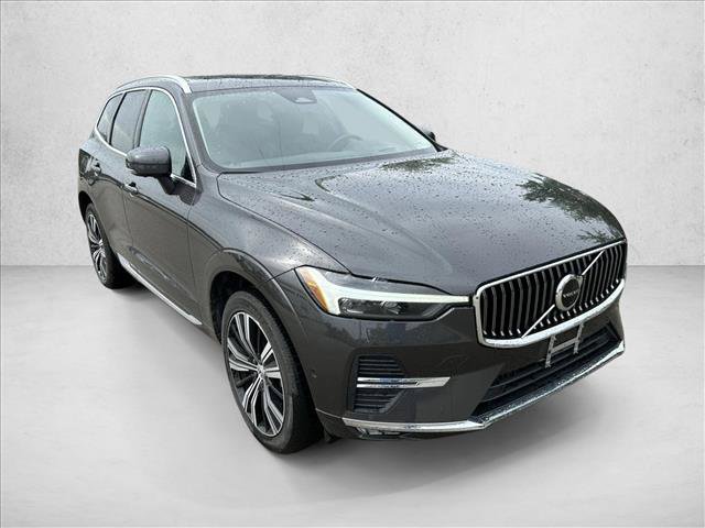 Used 2022 Volvo XC60 B5 Inscription w/ Advanced Package AWD/4WD image 3
