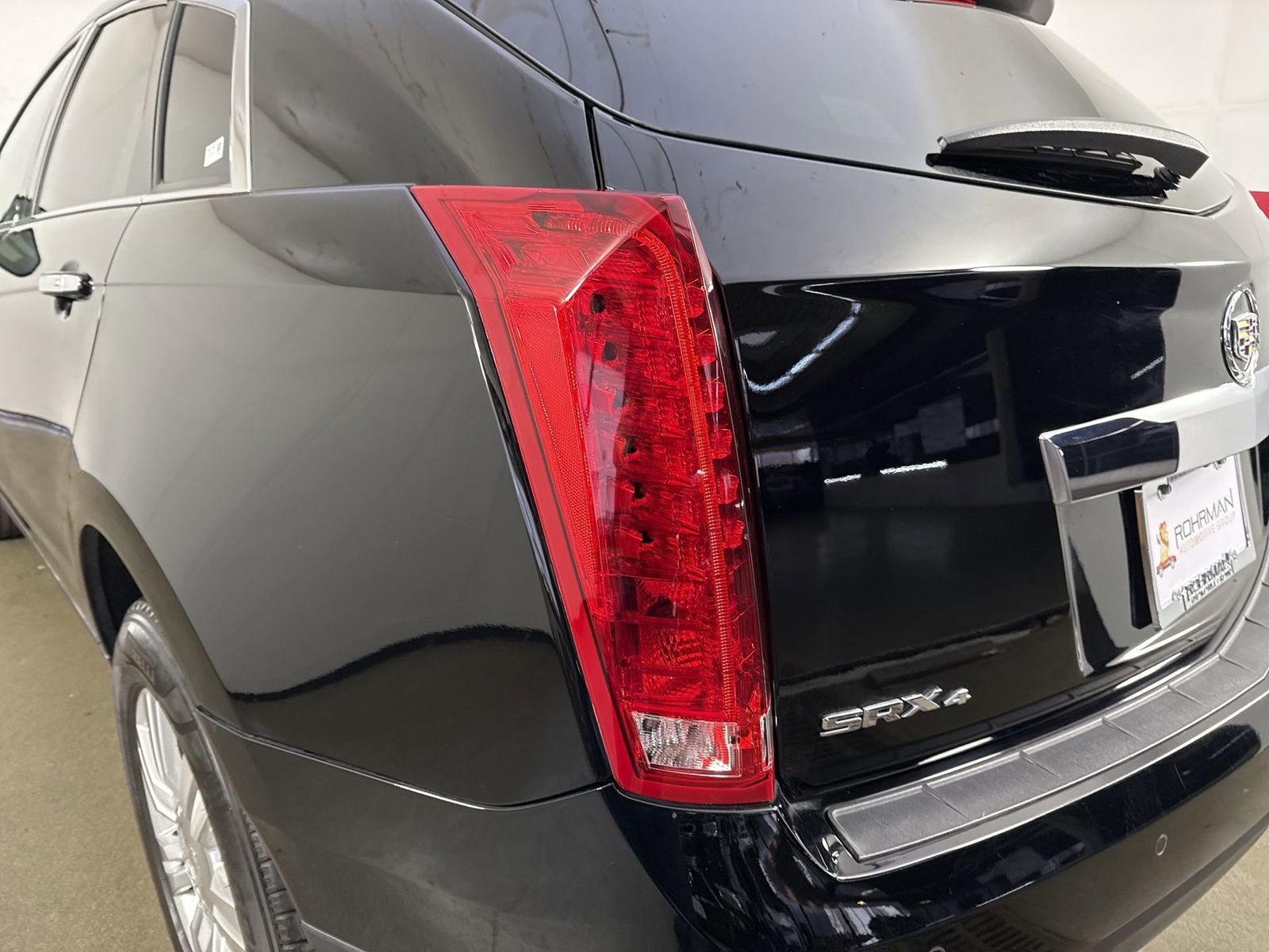 Used 2015 Cadillac SRX Luxury w/ Driver Assist Package AWD/4WD image 30