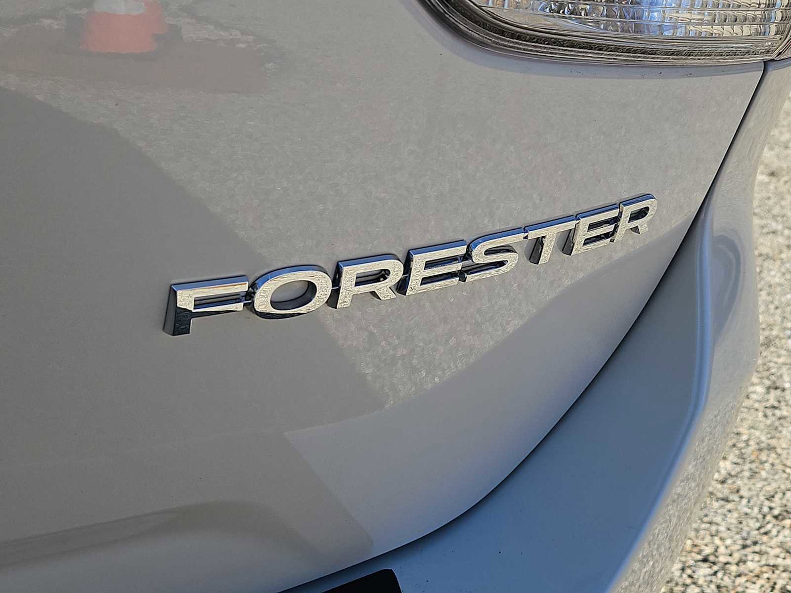 Used 2022 Subaru Forester Premium image 5