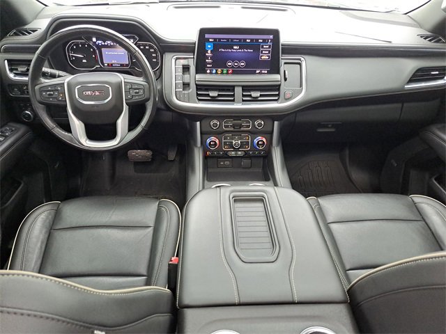 Used 2021 GMC Yukon XL SLT w/ SLT Premium Package image 10
