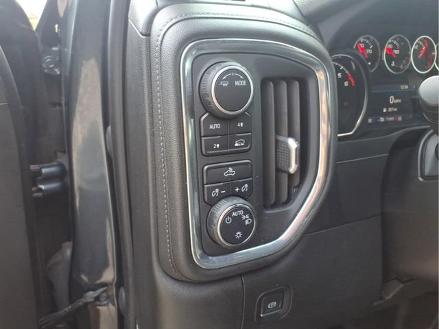 Used 2022 Chevrolet Silverado 1500 LT AWD/4WD image 17