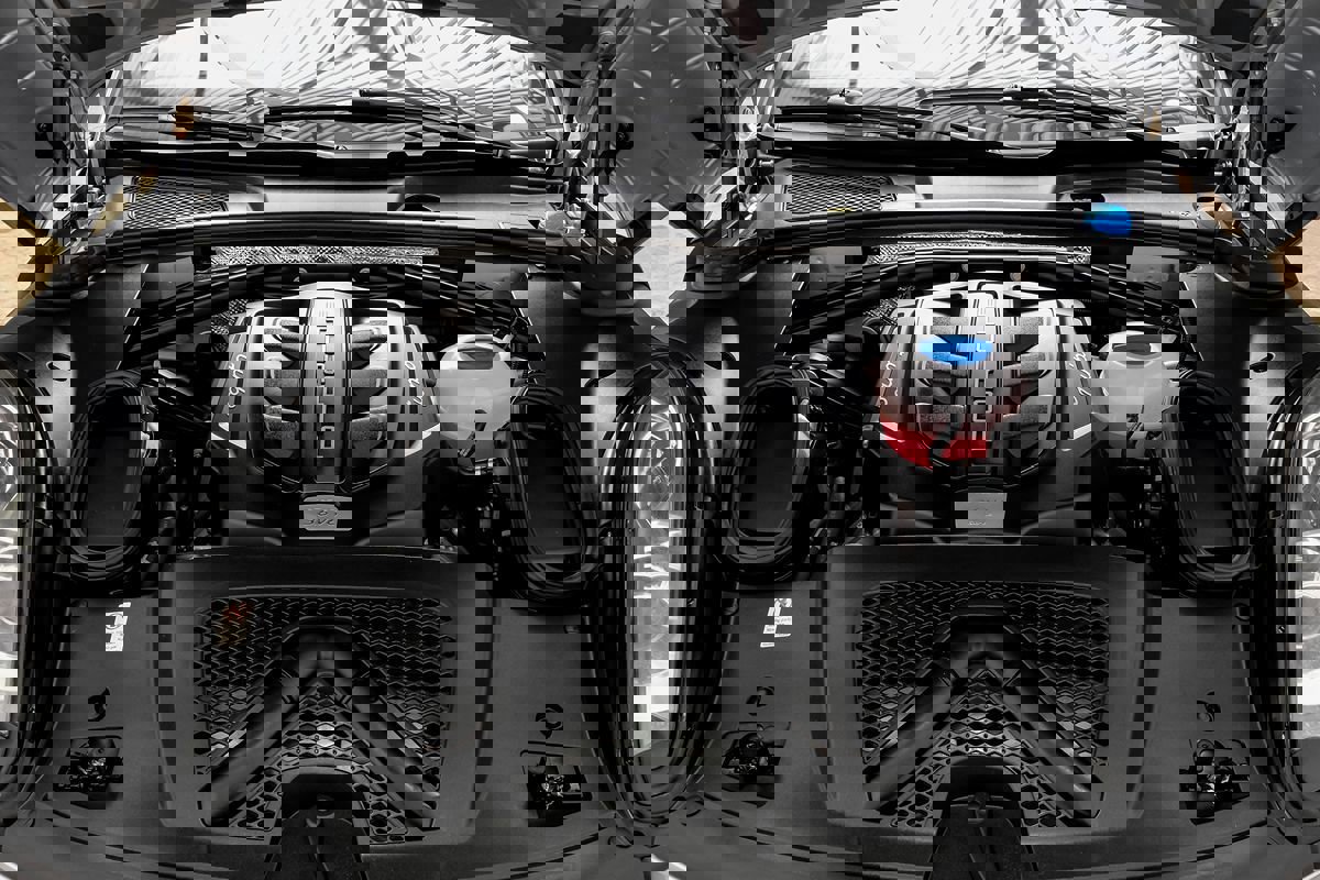 Used 2016 Porsche Macan Turbo AWD/4WD image 46