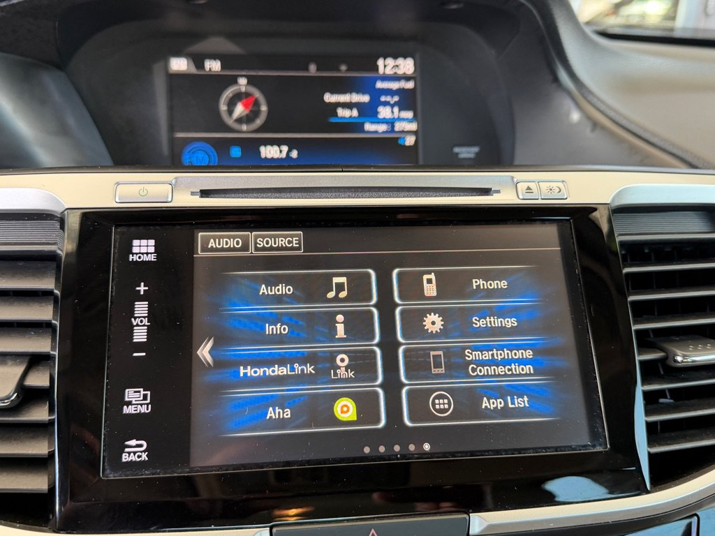 Used 2017 Honda Accord EX-L image 16