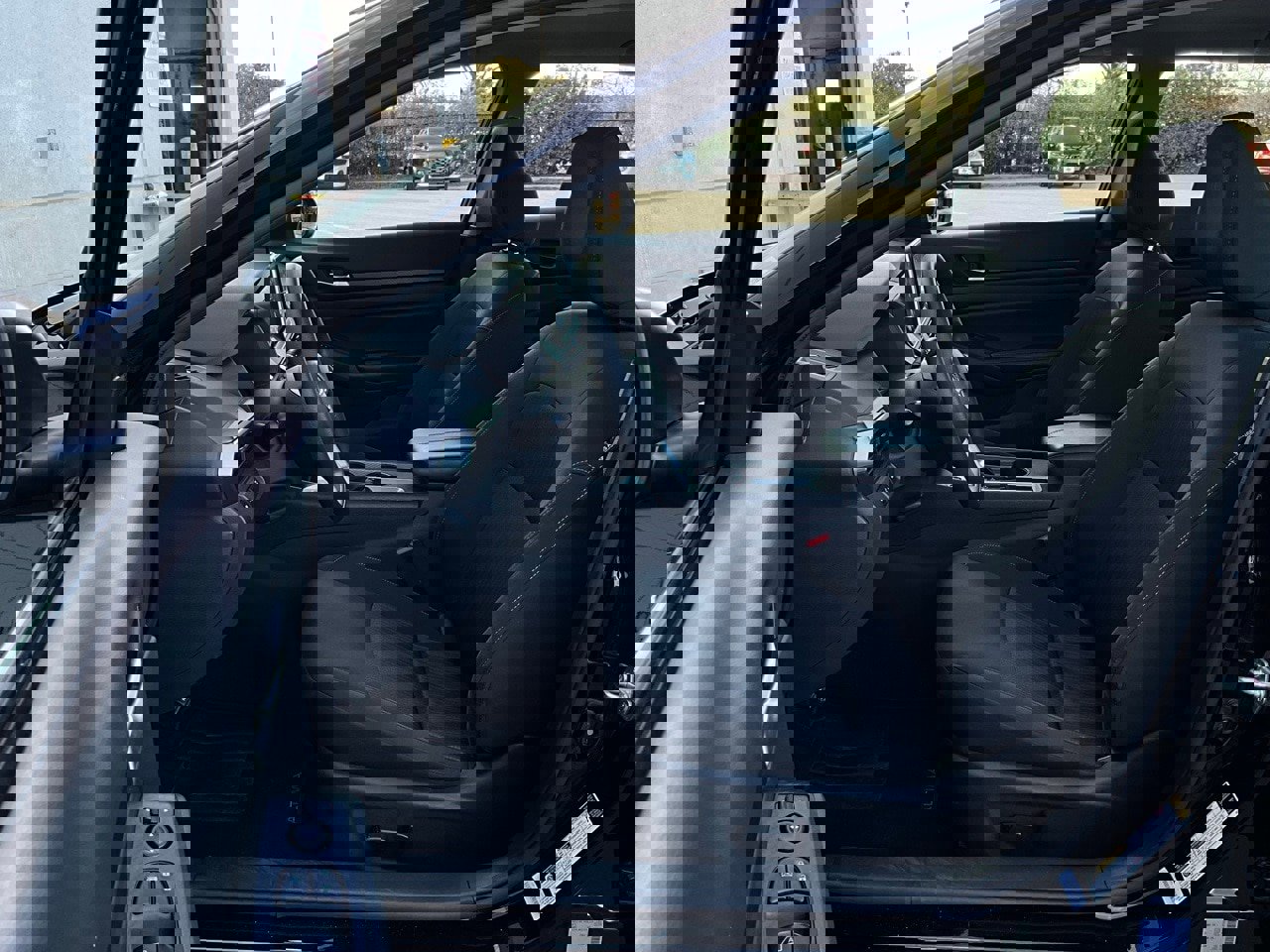 Used 2025 Nissan Altima 2.5 SV image 10