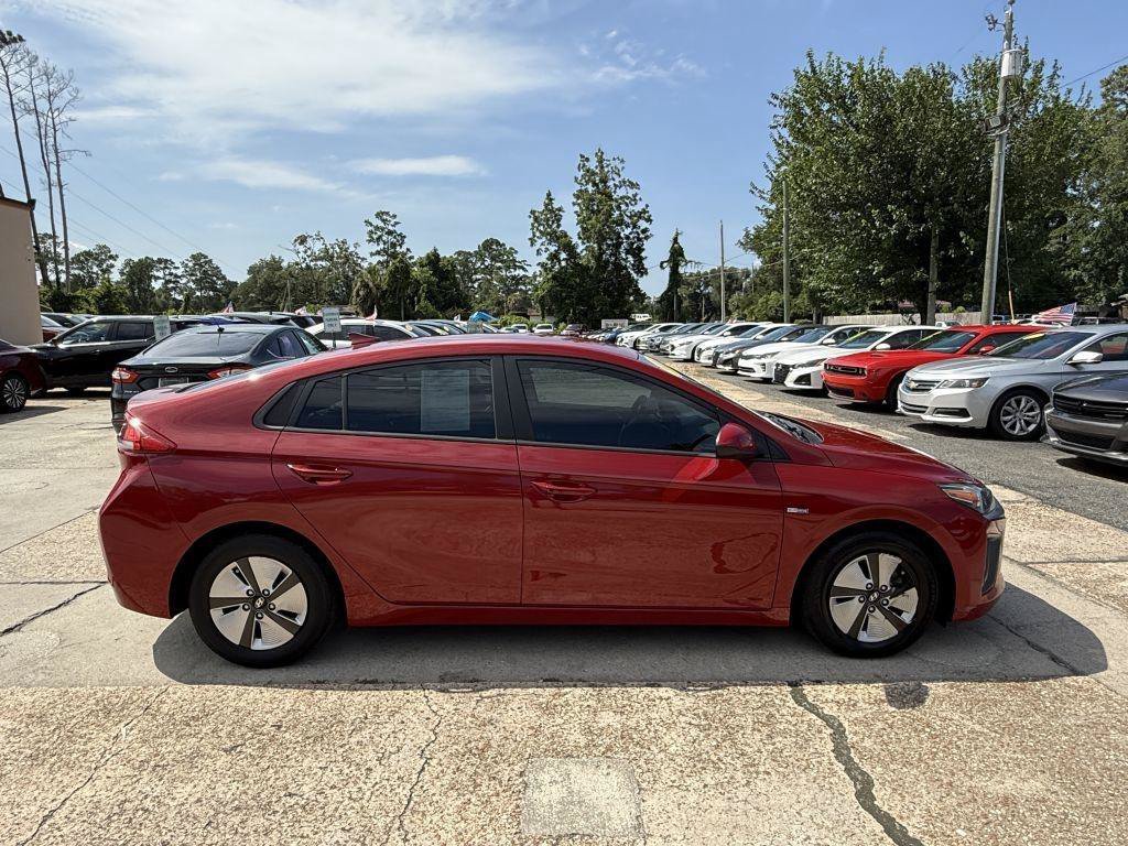Used 2020 Hyundai Ioniq Blue FWD image 4