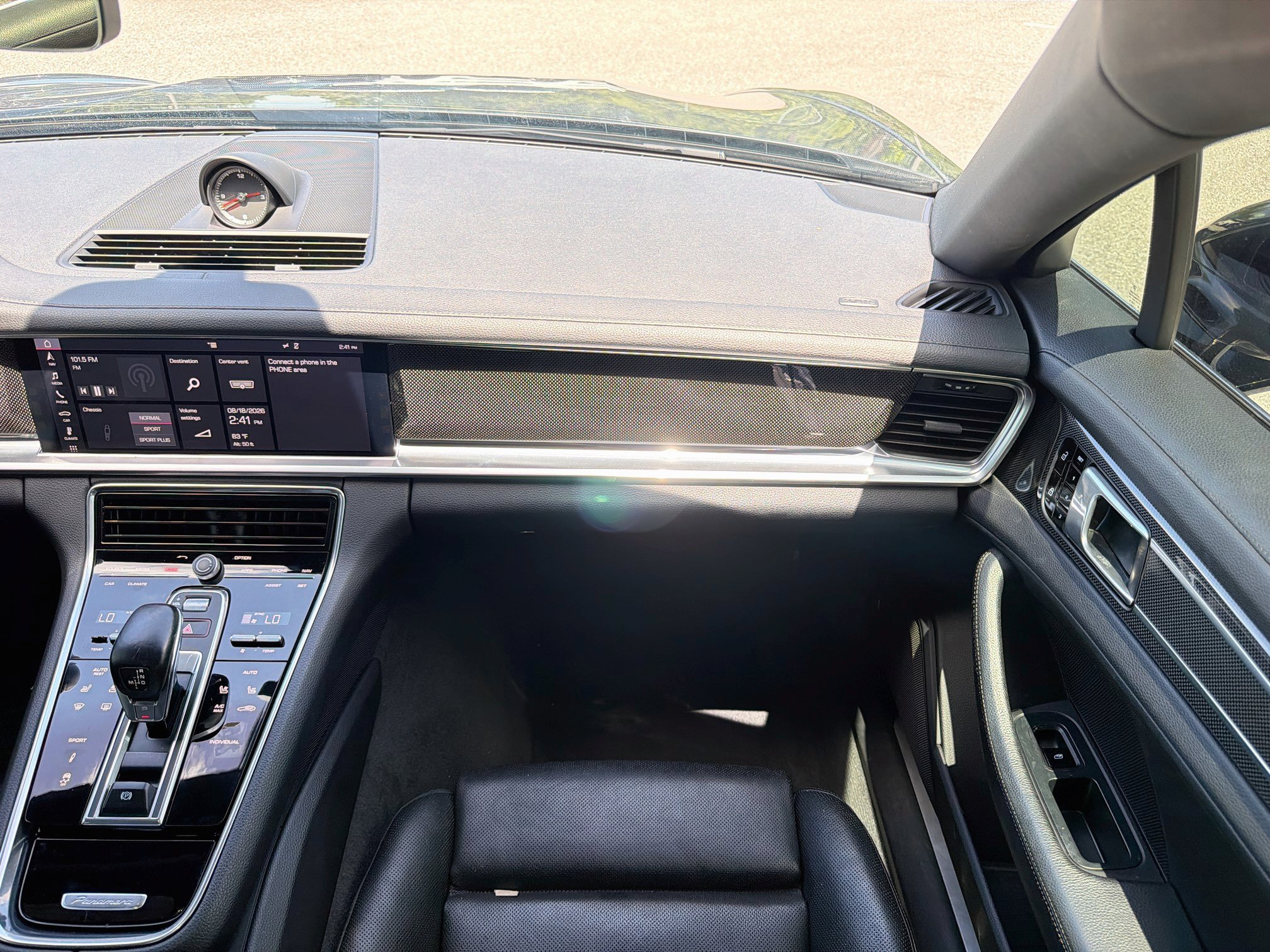 Used 2020 Porsche Panamera 4 AWD/4WD image 18