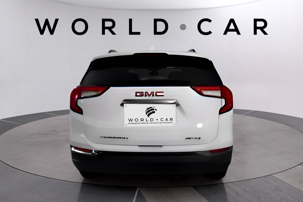 Used 2024 GMC Terrain AT4 w/ Tech Package AWD/4WD image 4