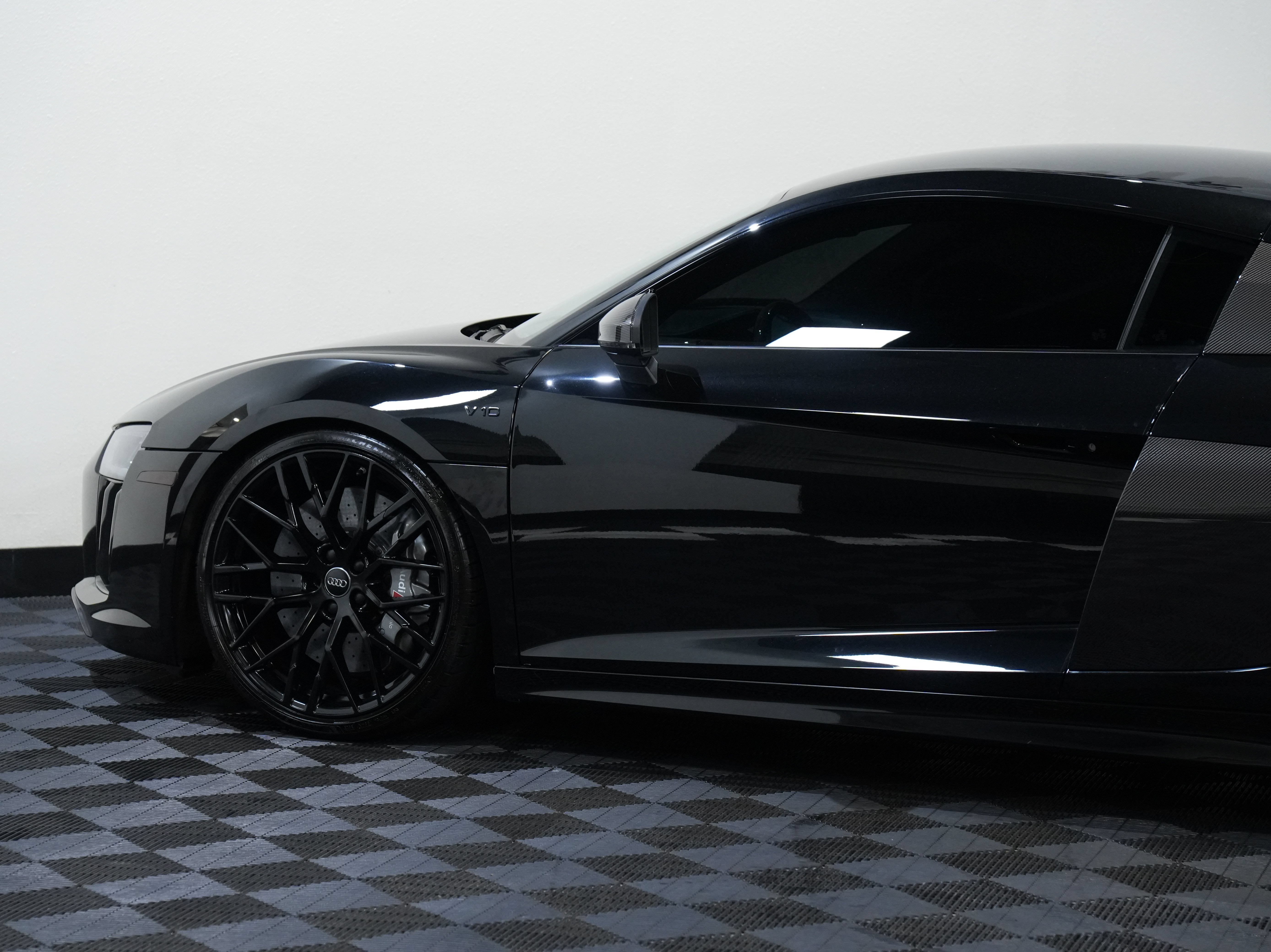 Used 2017 Audi R8 V10 plus AWD/4WD image 19