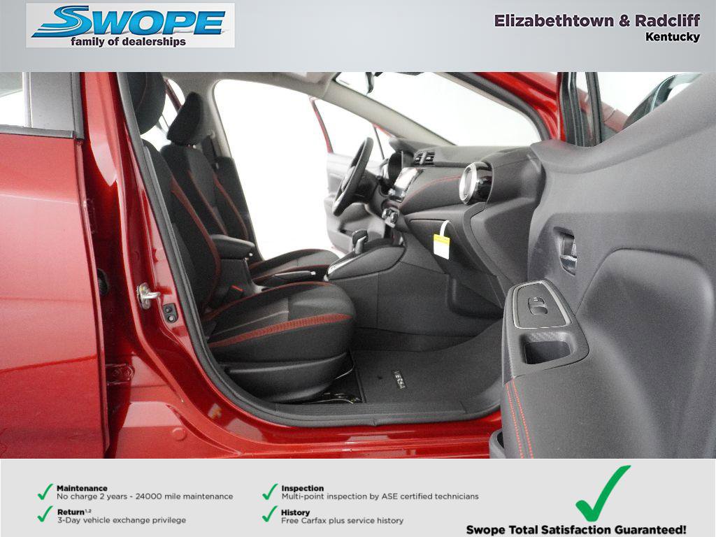 New 2025 Nissan Versa SR w/ Trunk Package FWD image 22