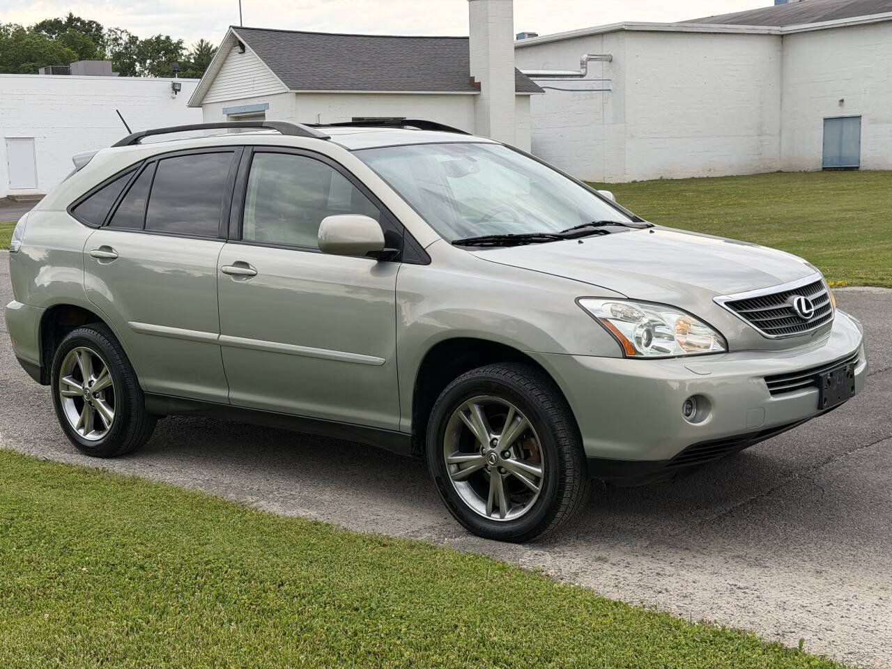 Used 2006 Lexus RX 400h AWD image 1