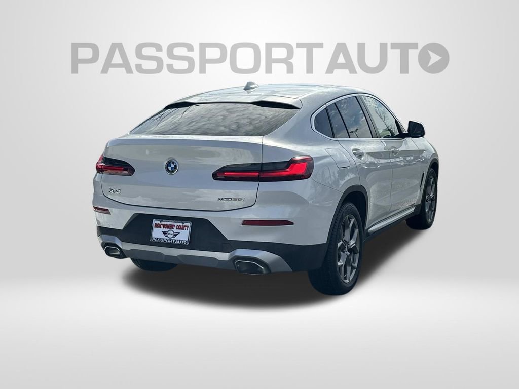Used 2023 BMW X4 xDrive30i w/ Convenience Package image 5