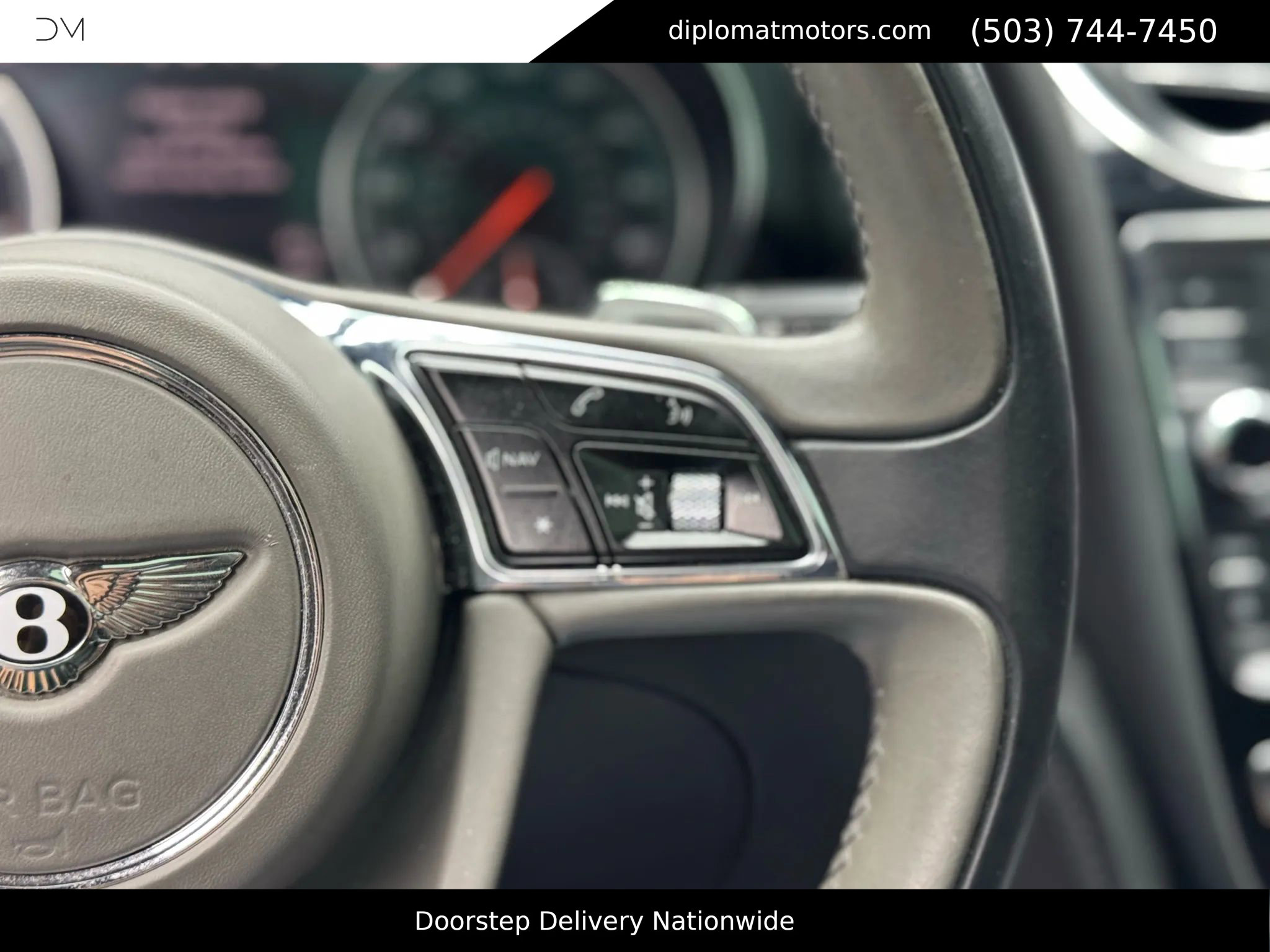 Used 2020 Bentley Bentayga image 37