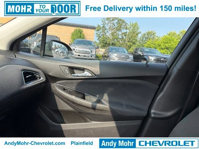 Used 2017 Chevrolet Cruze LT FWD image 20