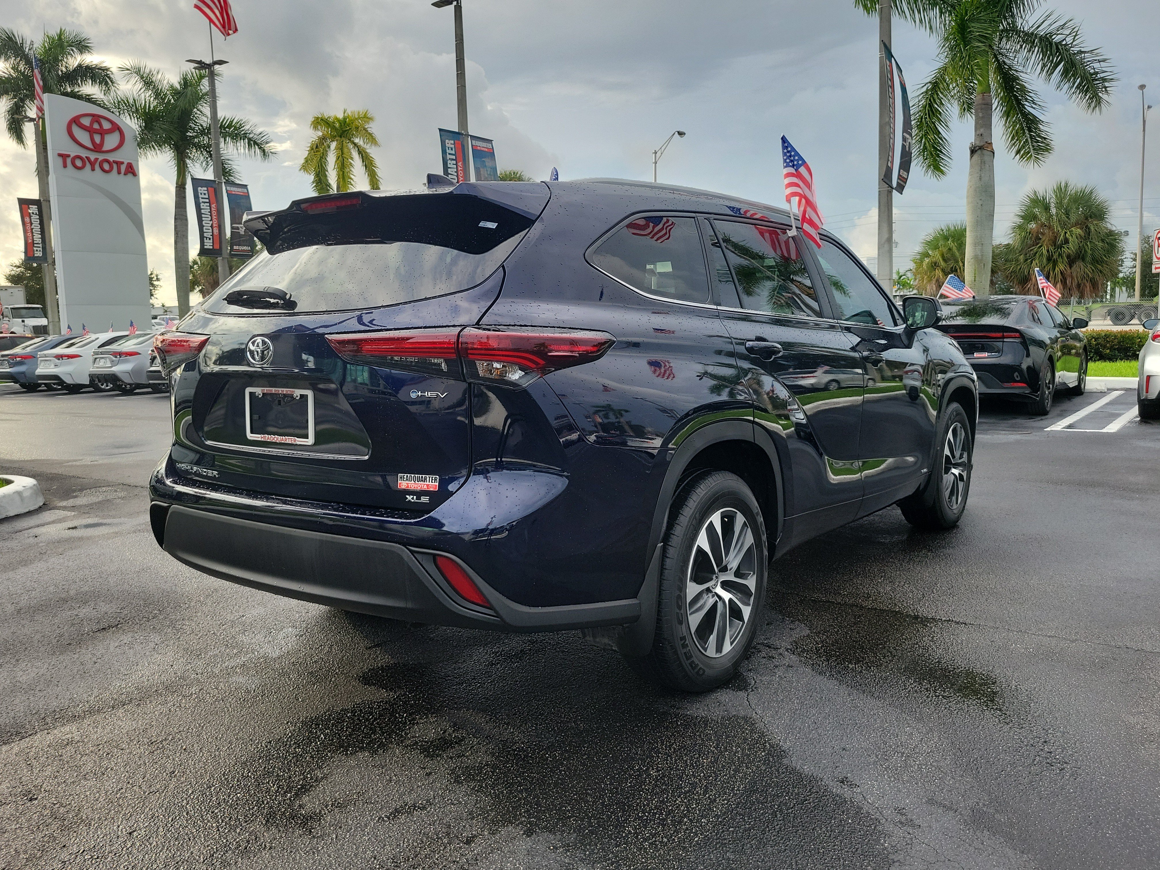 Used 2026 Toyota Highlander XLE AWD/4WD image 12