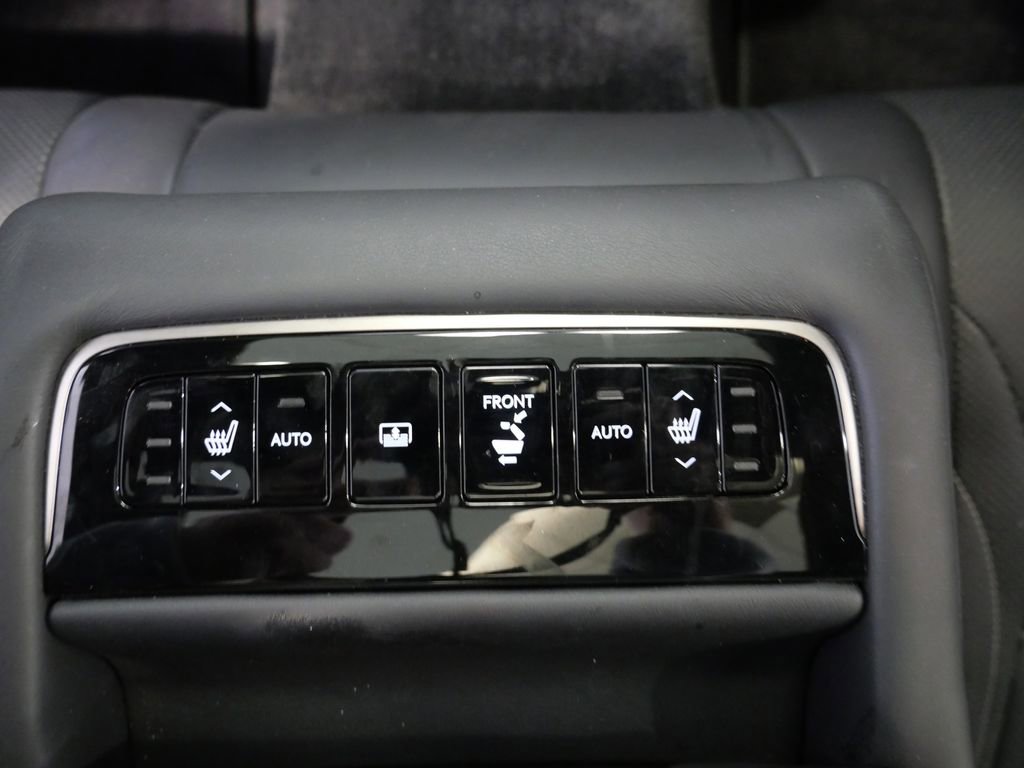 Used 2019 Lexus LS 500 AWD w/ Interior Upgrade Package image 35