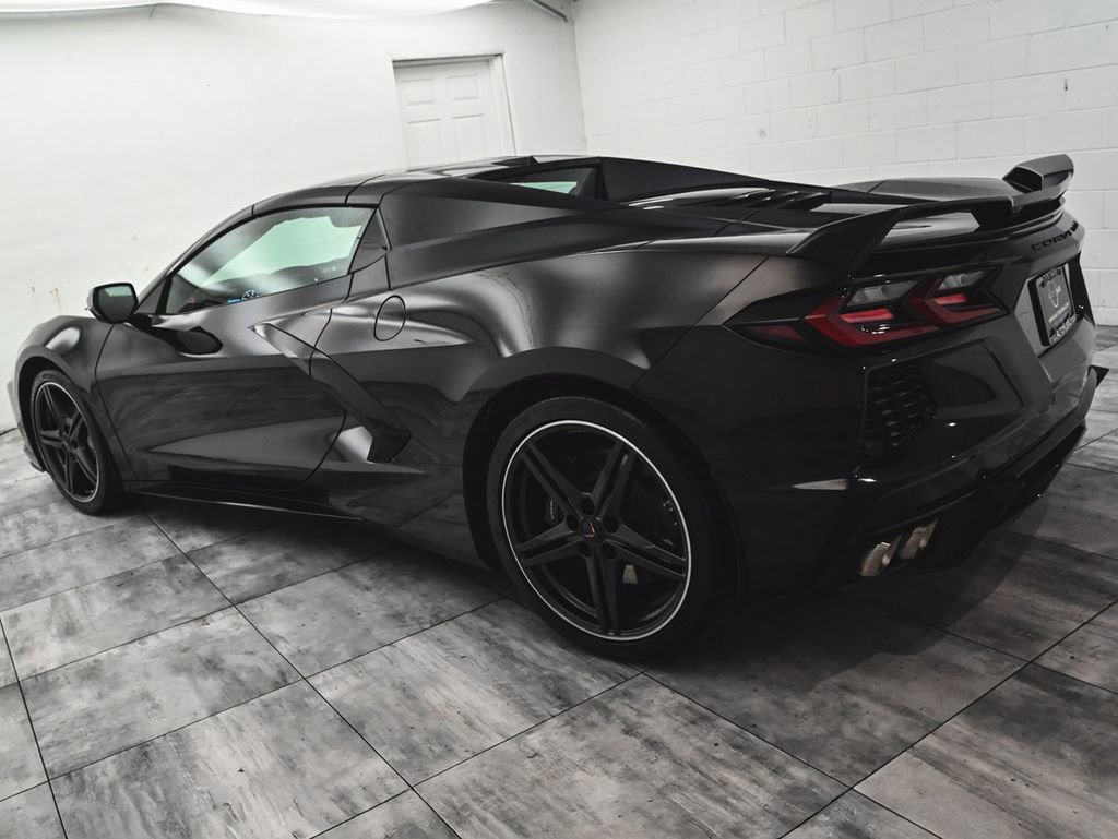 Used 2024 Chevrolet Corvette Stingray Preferred Conv w/ Z51 Performance Package RWD image 7