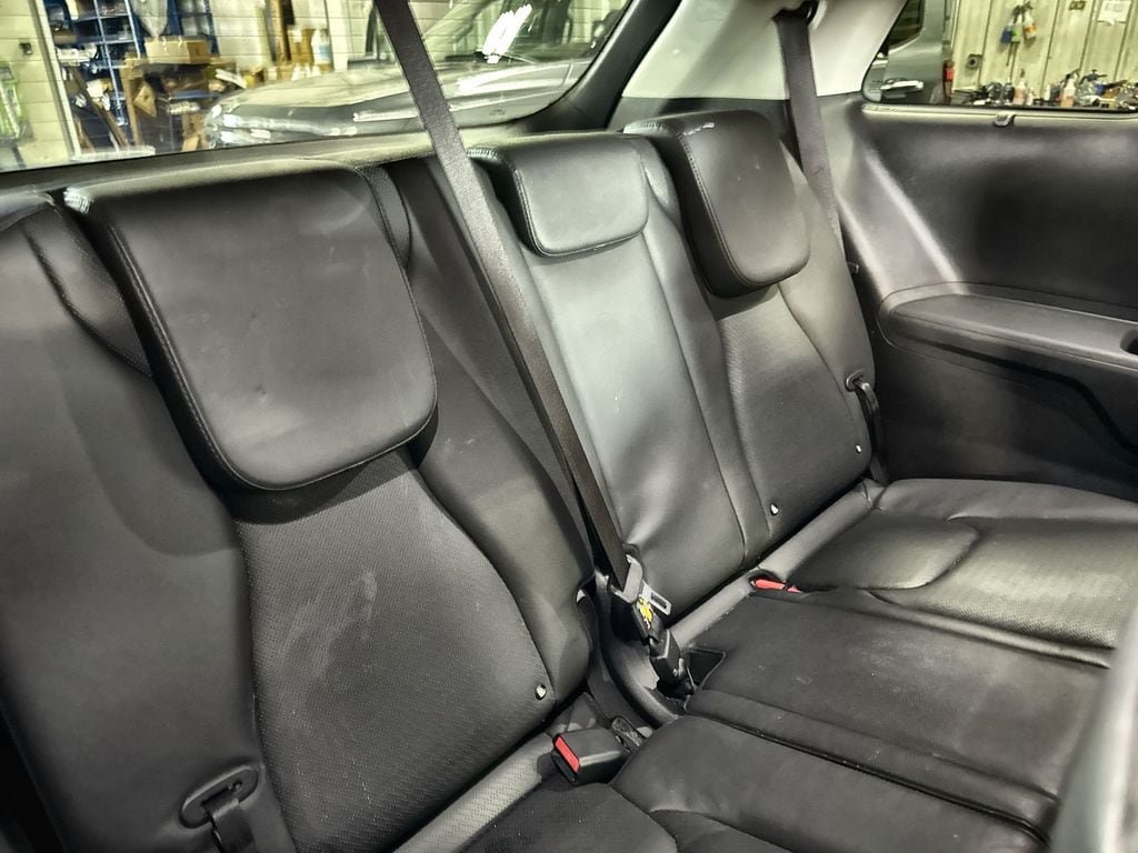 Used 2025 Kia Carnival SX Prestige FWD image 31