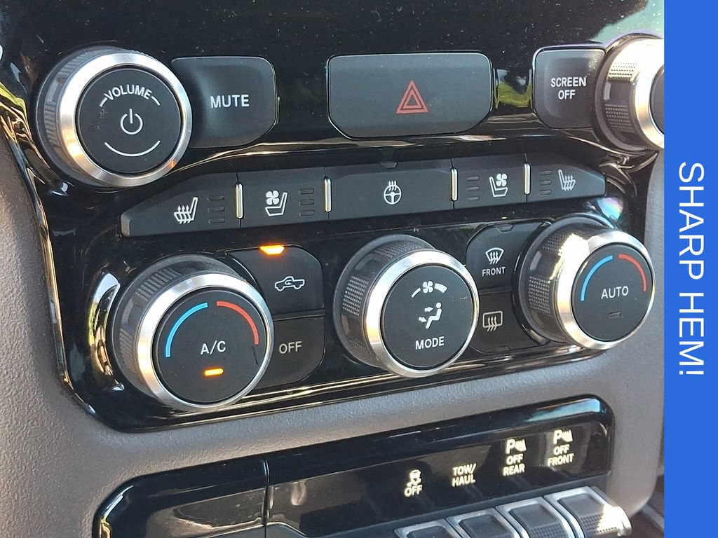 Used 2022 RAM 1500 Laramie AWD/4WD image 15