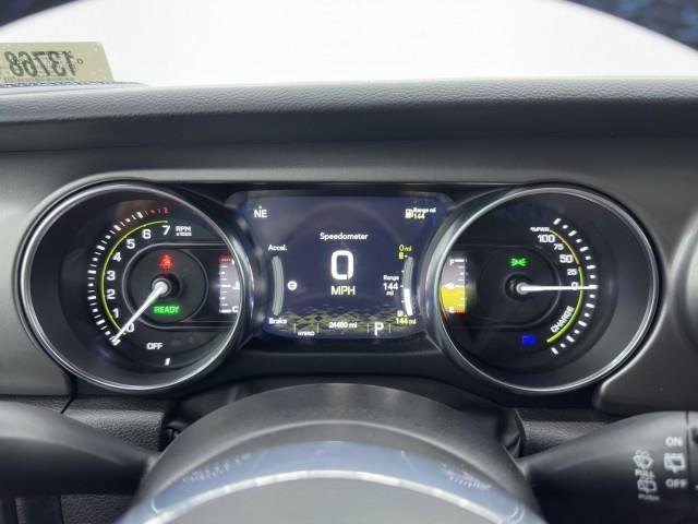 Used 2023 Jeep Wrangler Unlimited Rubicon 4xe image 25