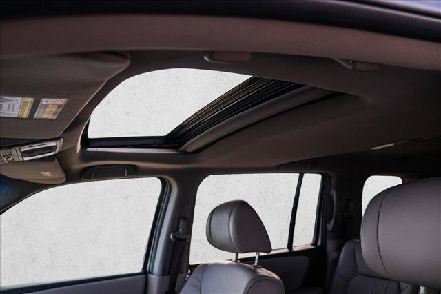 Used 2010 Honda Pilot EX-L image 11