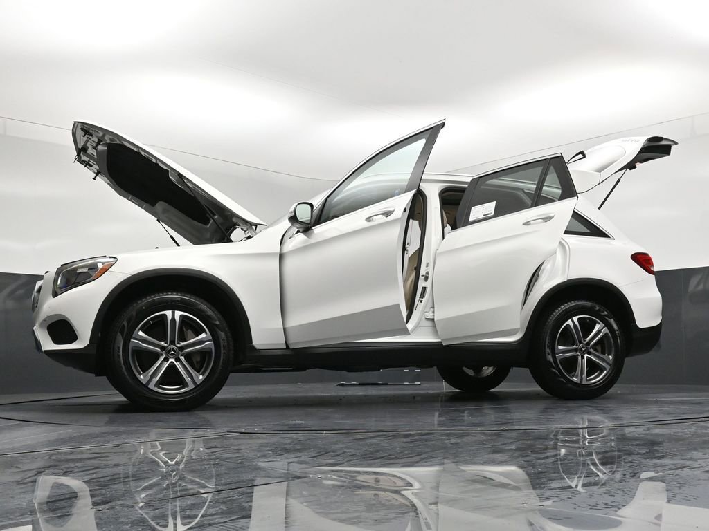 Used 2018 Mercedes-Benz GLC 300 4MATIC image 38
