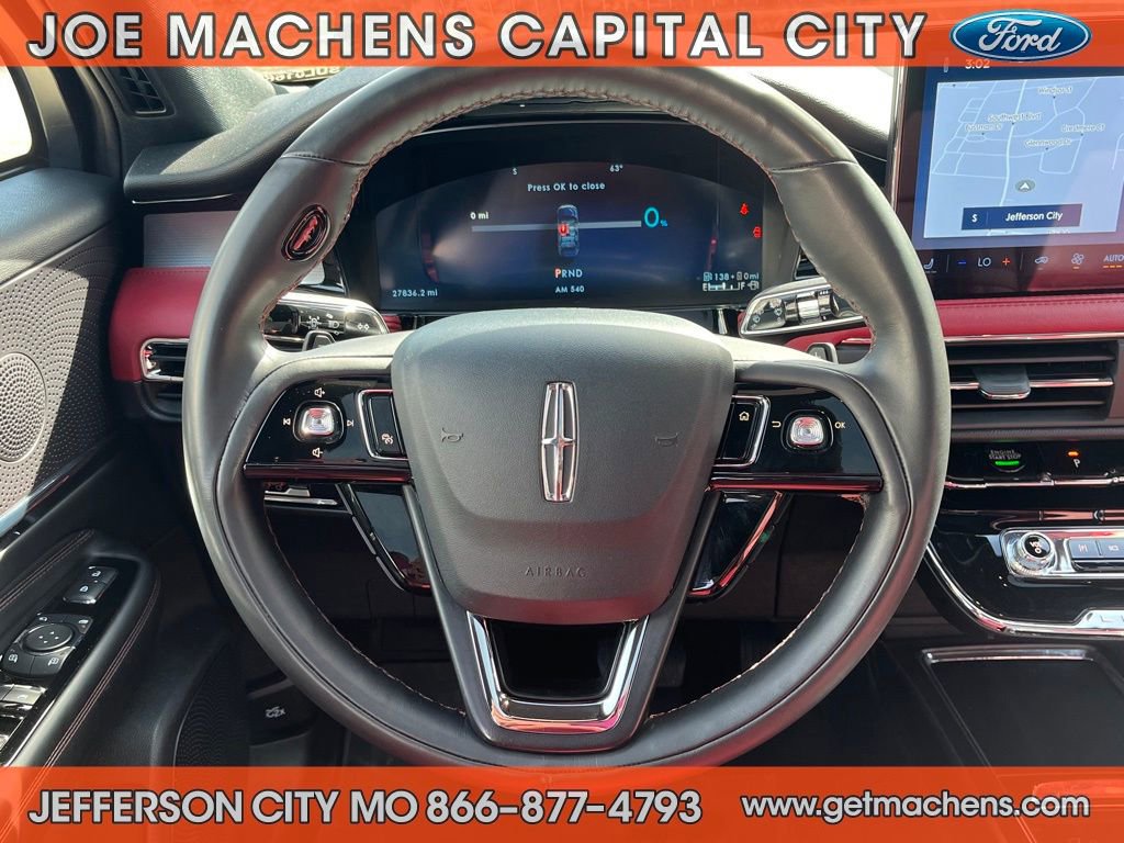 Used 2025 Lincoln Corsair Grand Touring w/ Jet Appearance Package image 17