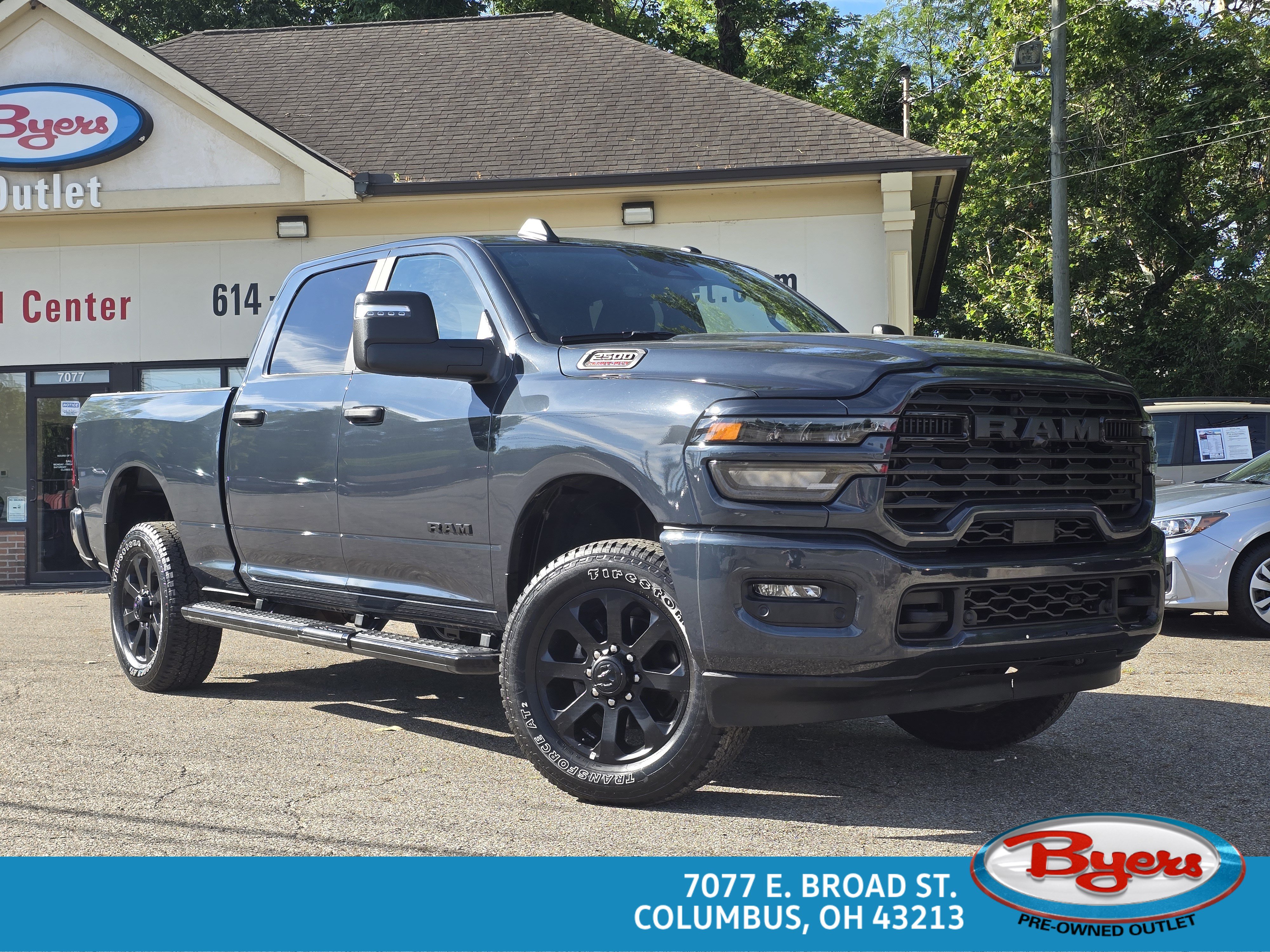 Used 2025 RAM 2500 Big Horn AWD/4WD image 1