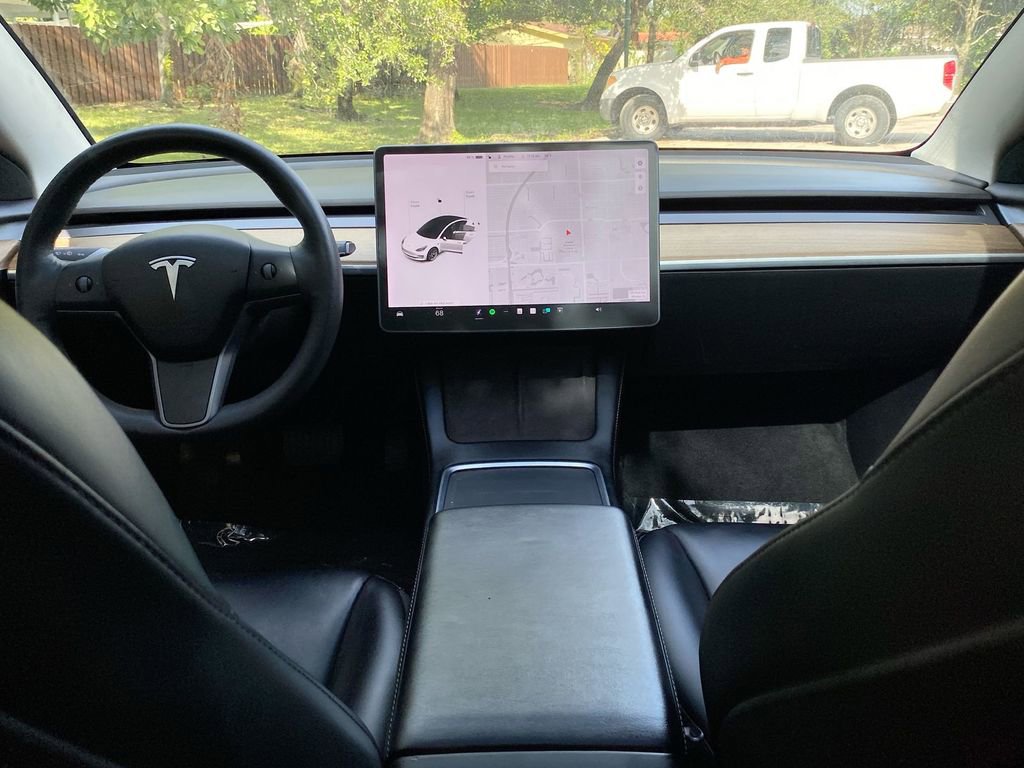 Used 2021 Tesla Model 3 Standard Range Plus image 22