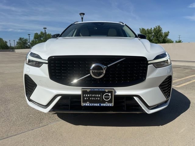 Certified 2023 Volvo XC60 B5 Plus w/ Climate Package AWD/4WD image 2