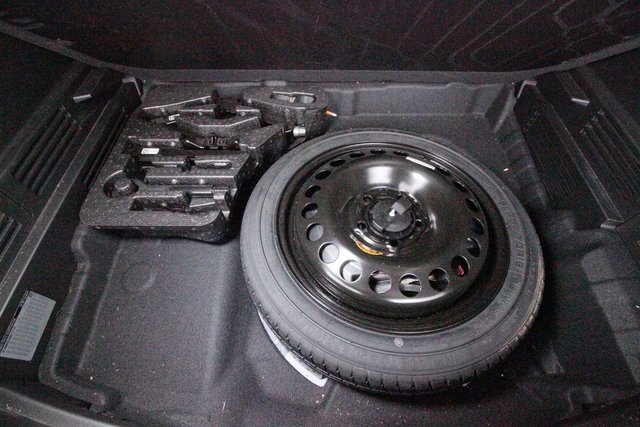 Used 2021 Chevrolet TrailBlazer LT w/ Convenience Package image 32