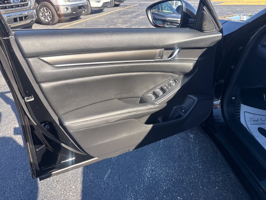 Used 2020 Honda Accord Sport image 15