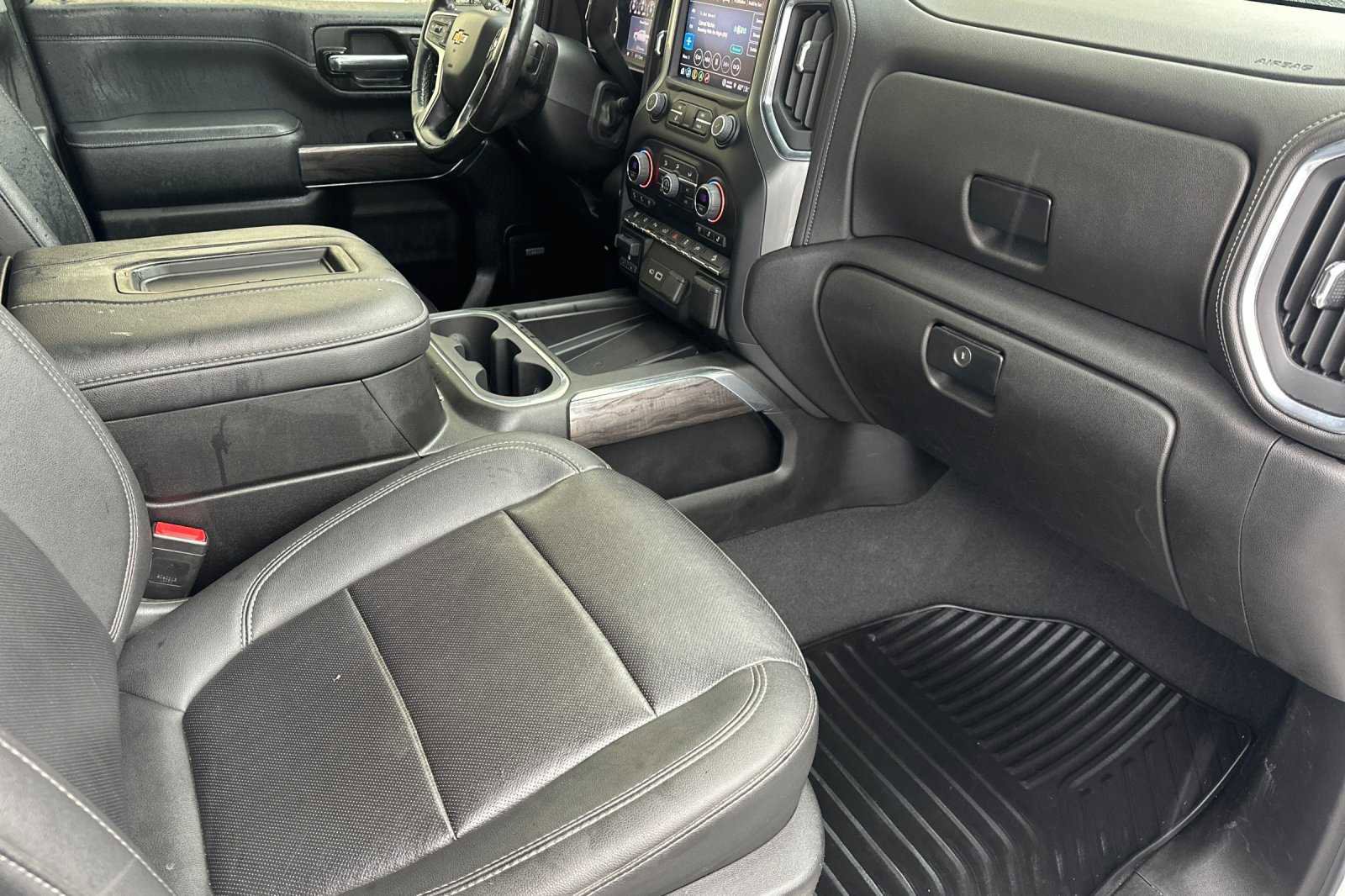 Certified 2022 Chevrolet Silverado 2500 LTZ w/ LTZ Plus Package image 17