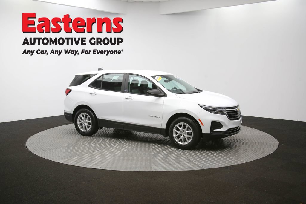 Used 2024 Chevrolet Equinox LS image 44