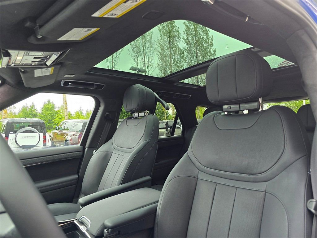 New 2025 Land Rover Range Rover Sport Autobiography image 23