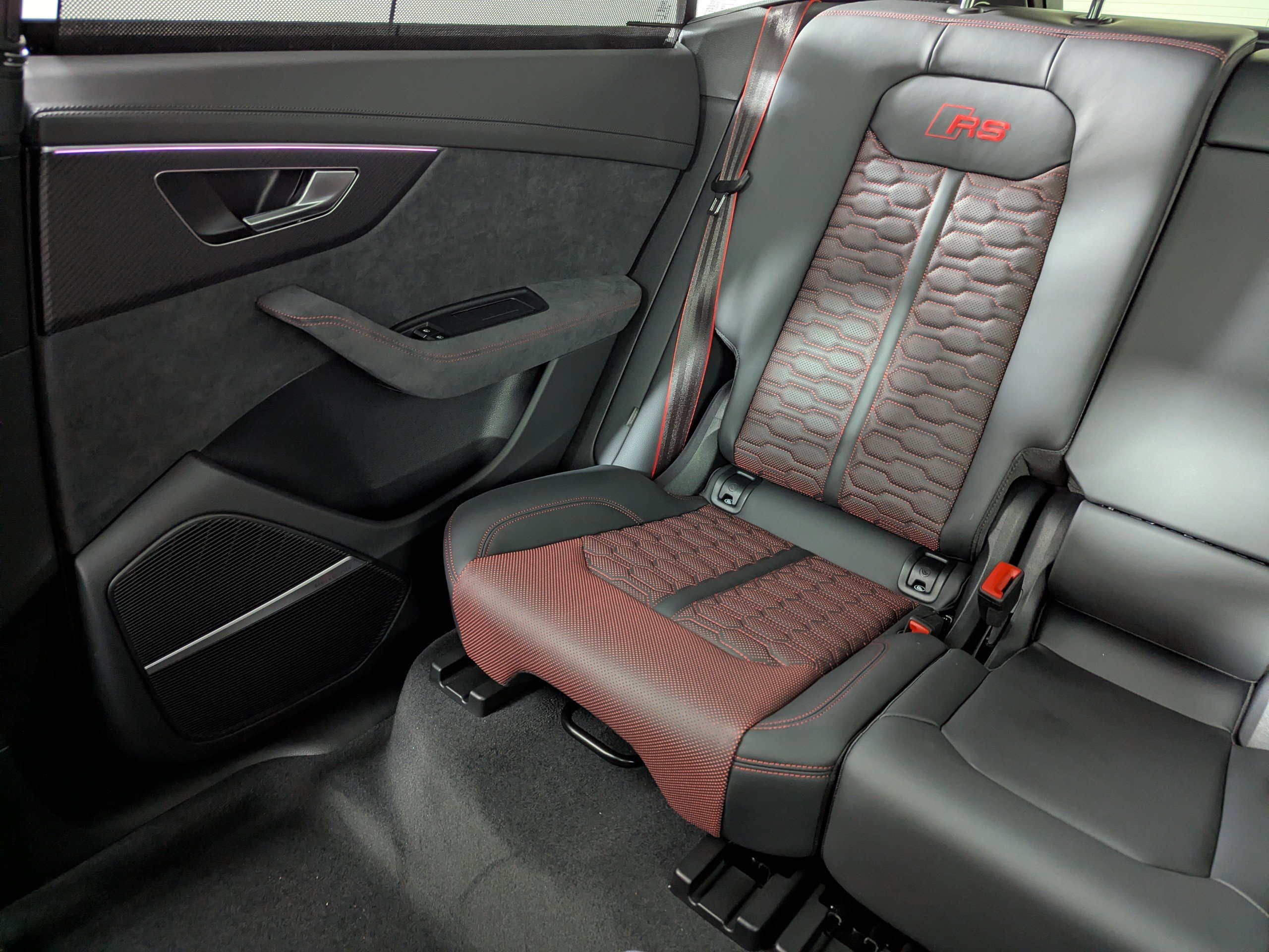 New 2026 Audi RS Q8 performance image 12