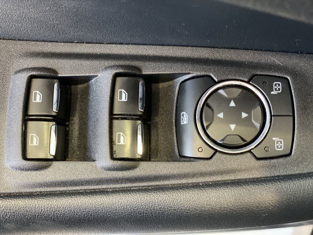 Used 2020 Ford Edge SE AWD/4WD image 16