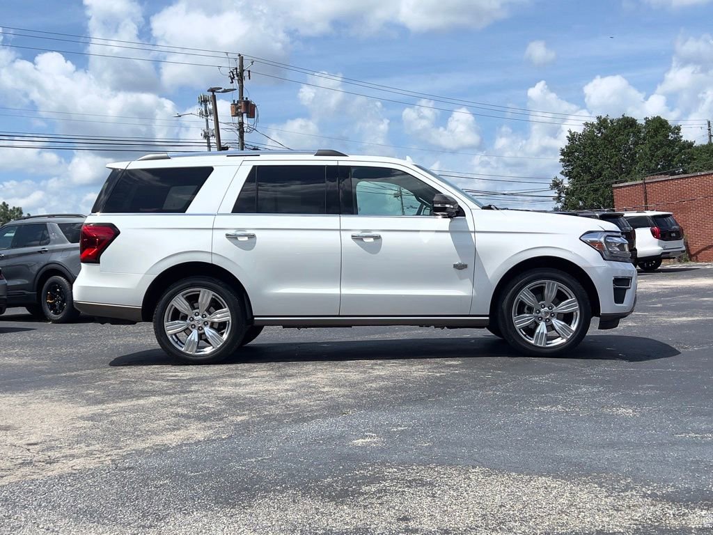 Used 2024 Ford Expedition King Ranch RWD image 6