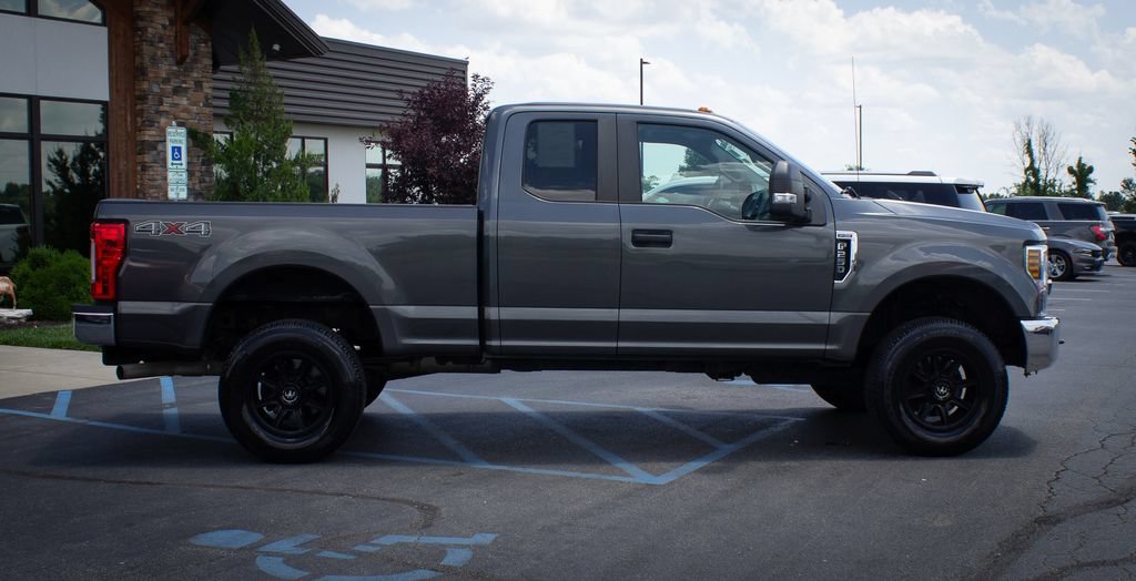 Used 2018 Ford F250 XL w/ STX Appearance Package AWD/4WD image 15
