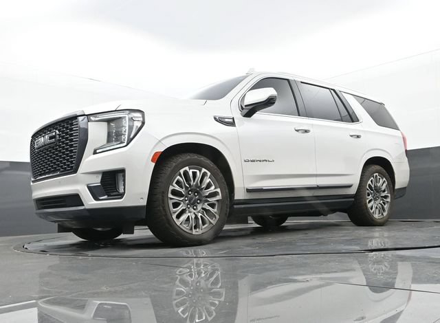 Used 2023 GMC Yukon Denali Ultimate AWD/4WD image 12