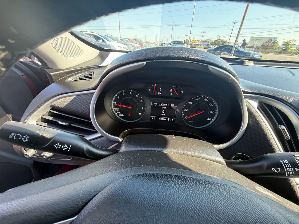 Used 2019 Chevrolet Malibu RS FWD image 17