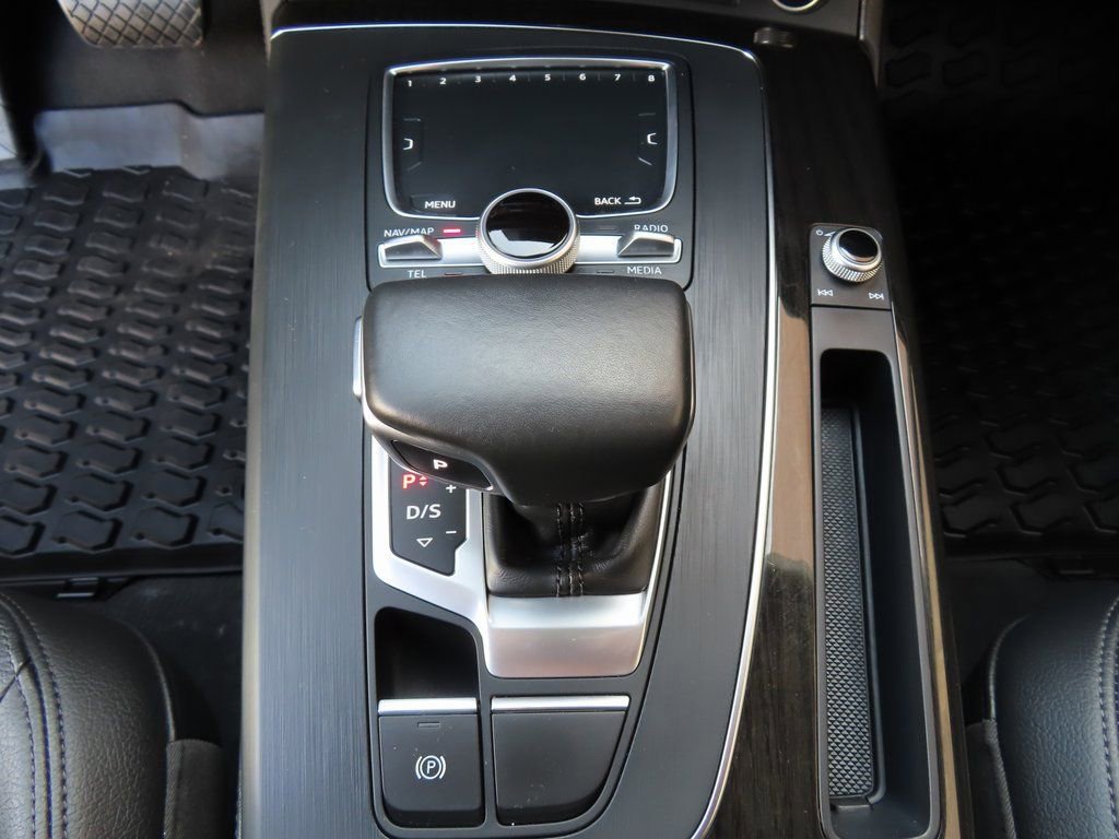 Used 2019 Audi Q5 2.0T Premium Plus image 19
