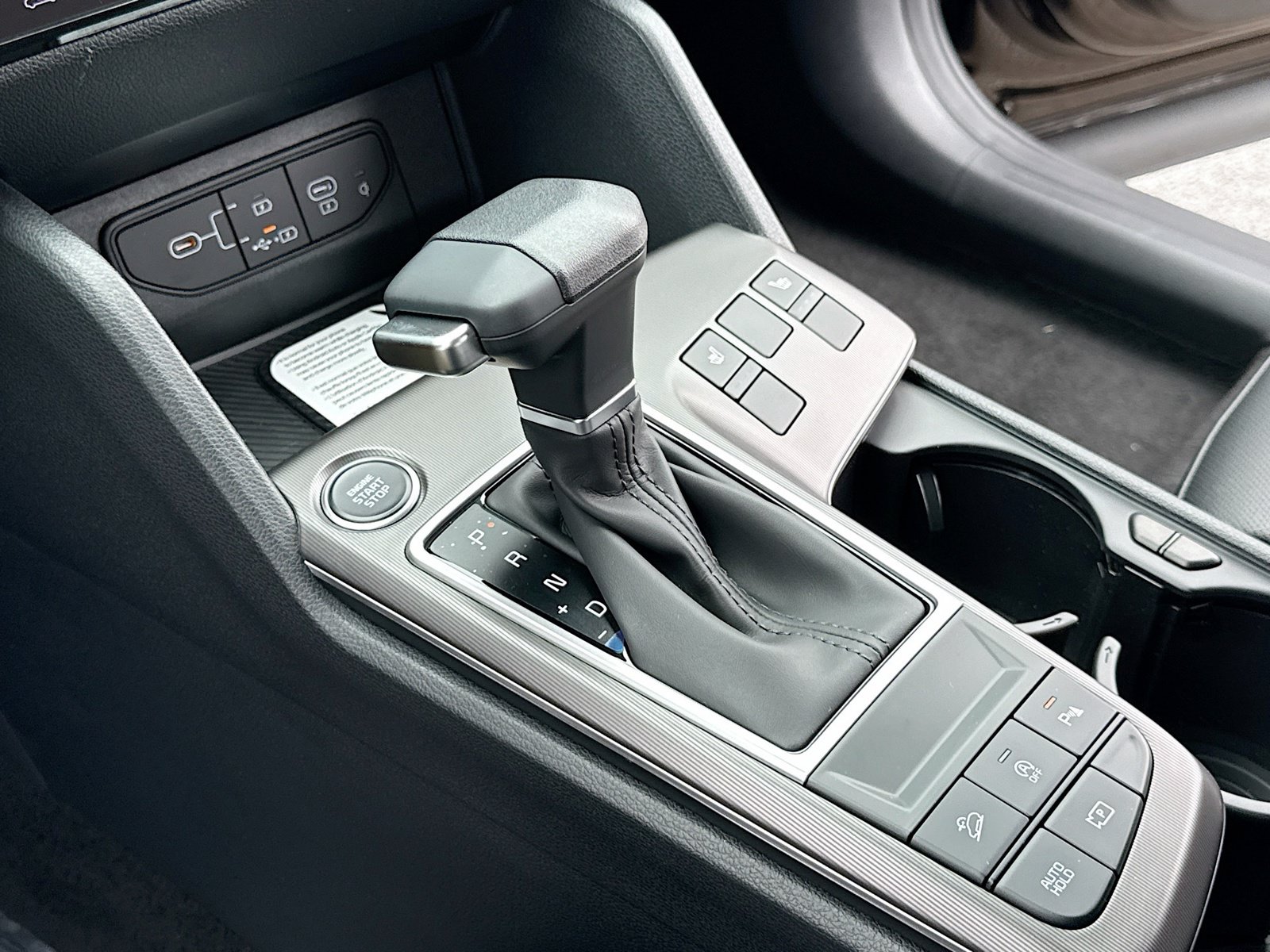 New 2026 Kia Sportage EX FWD image 10
