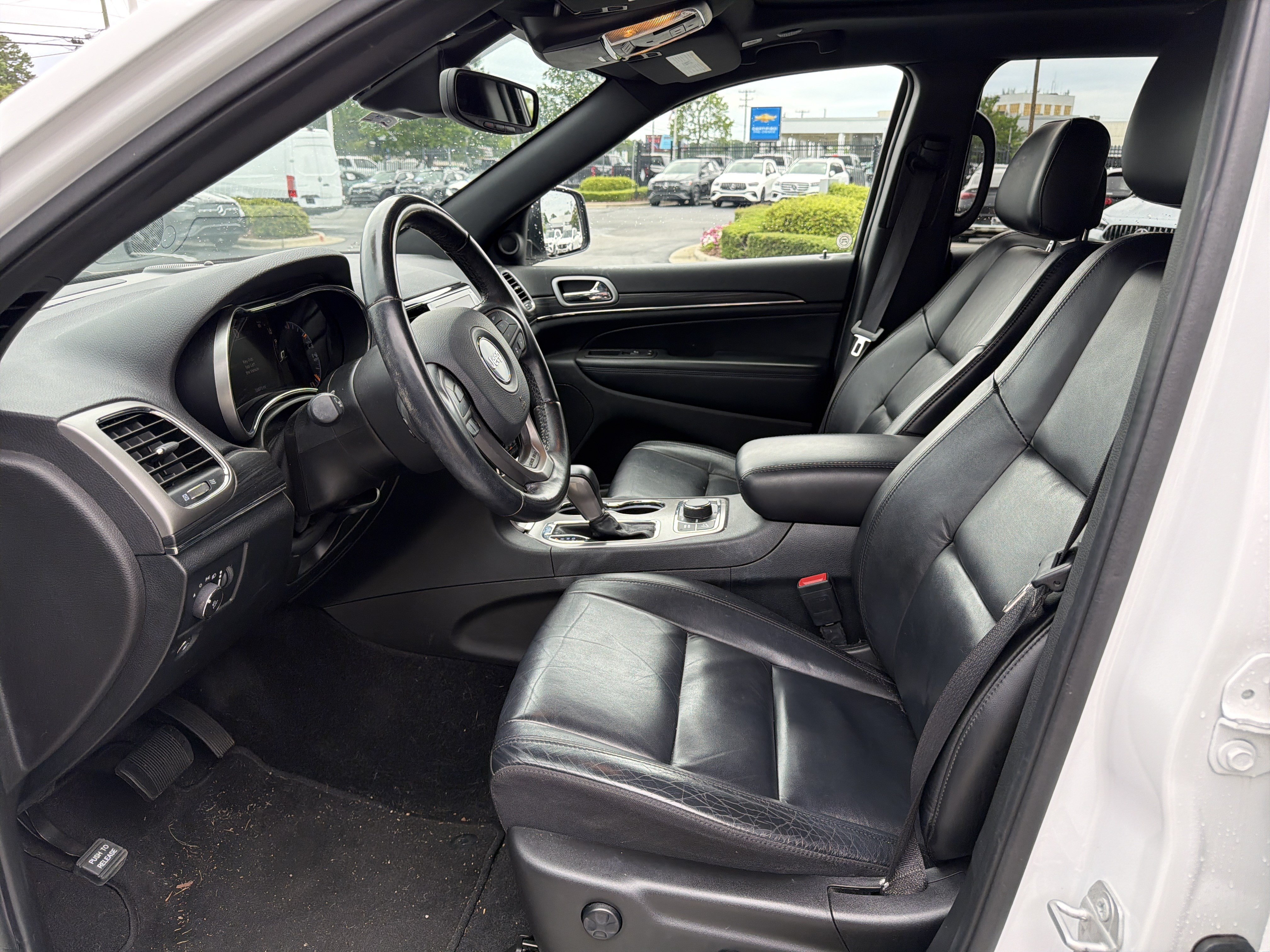 Used 2022 Jeep Grand Cherokee Limited w/ Trailer Tow Group IV AWD/4WD image 14