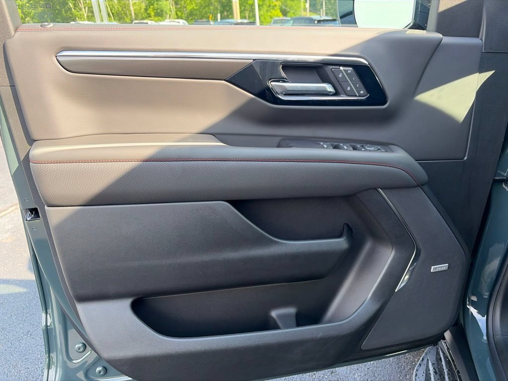 New 2026 Chevrolet Tahoe RST AWD/4WD image 12