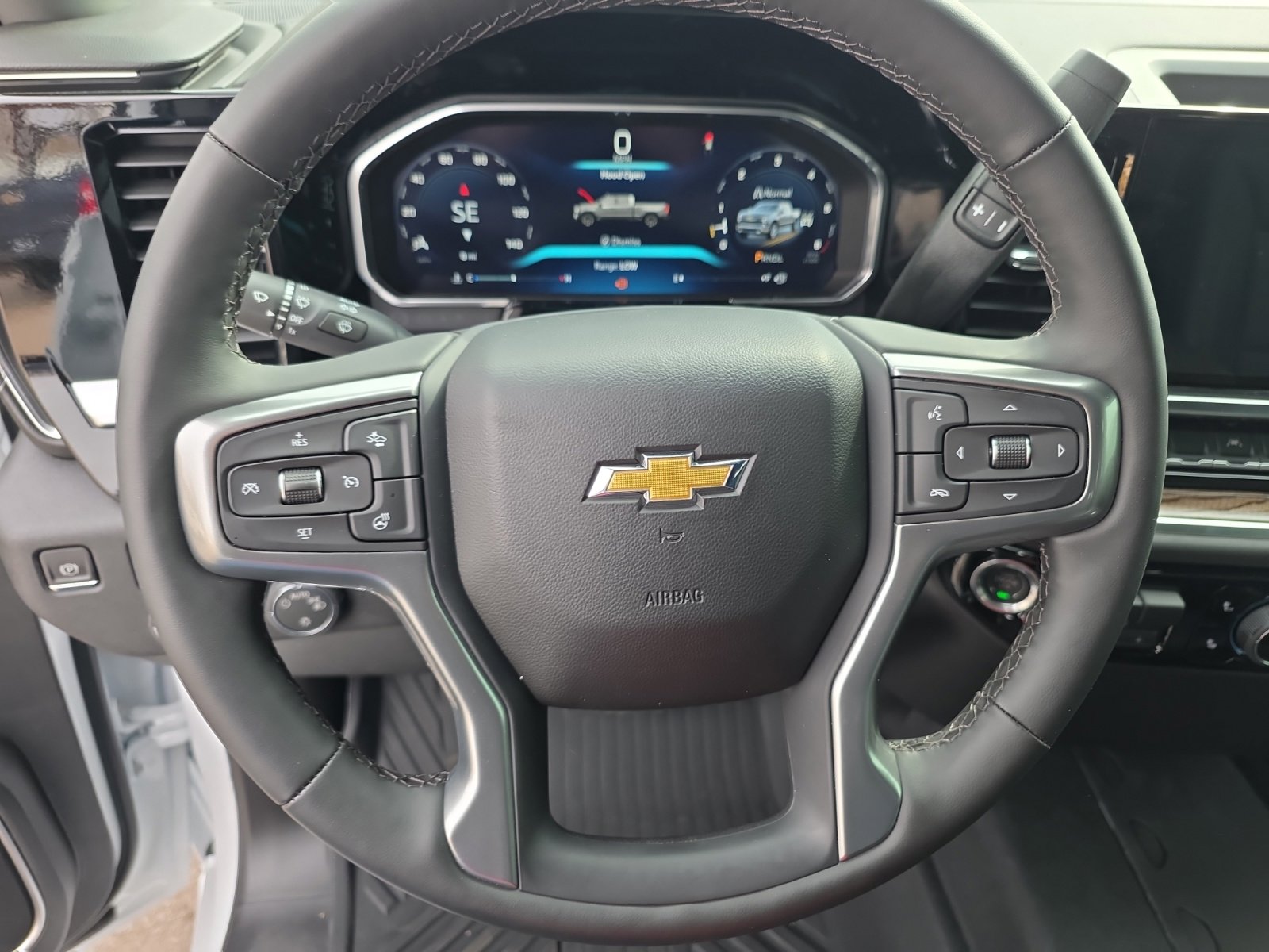 New 2026 Chevrolet Silverado 1500 LT w/ All Star Edition Plus image 16