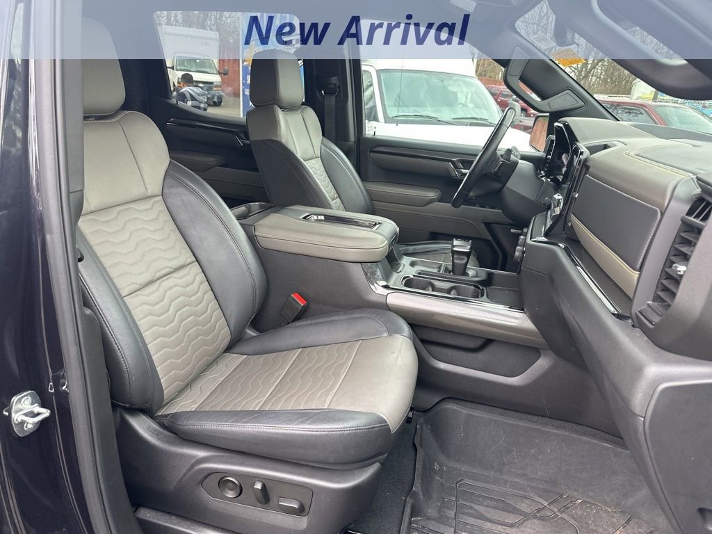 Certified 2022 Chevrolet Silverado 1500 ZR2 w/ Technology Package image 8