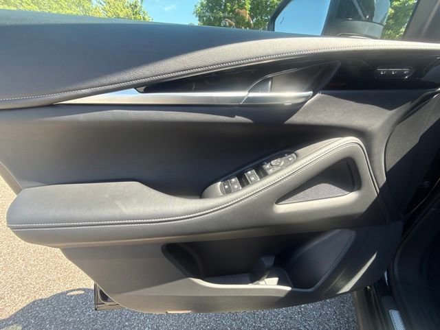 Used 2025 INFINITI QX60 Pure w/ Cargo Package FWD image 25
